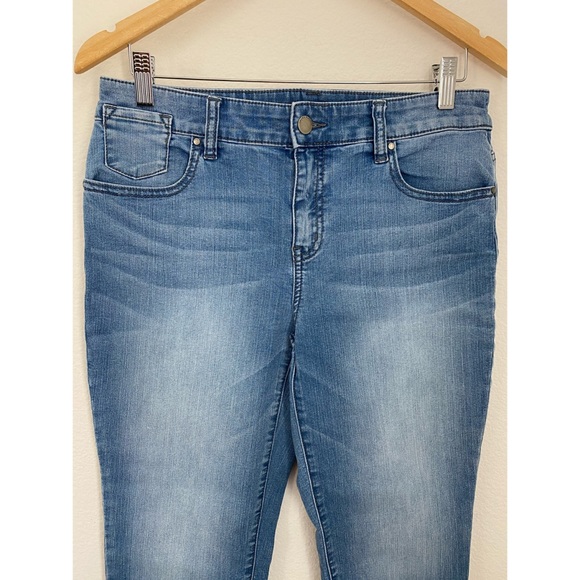 Chico's Platinum • Washed Blue Curvy Ankle Cropped Jeans - Picture 5 of 11